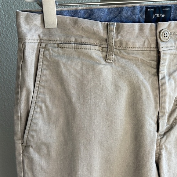 J.Crew - 770™ Straight-fit stretch chino pant - Picture 7 of 10